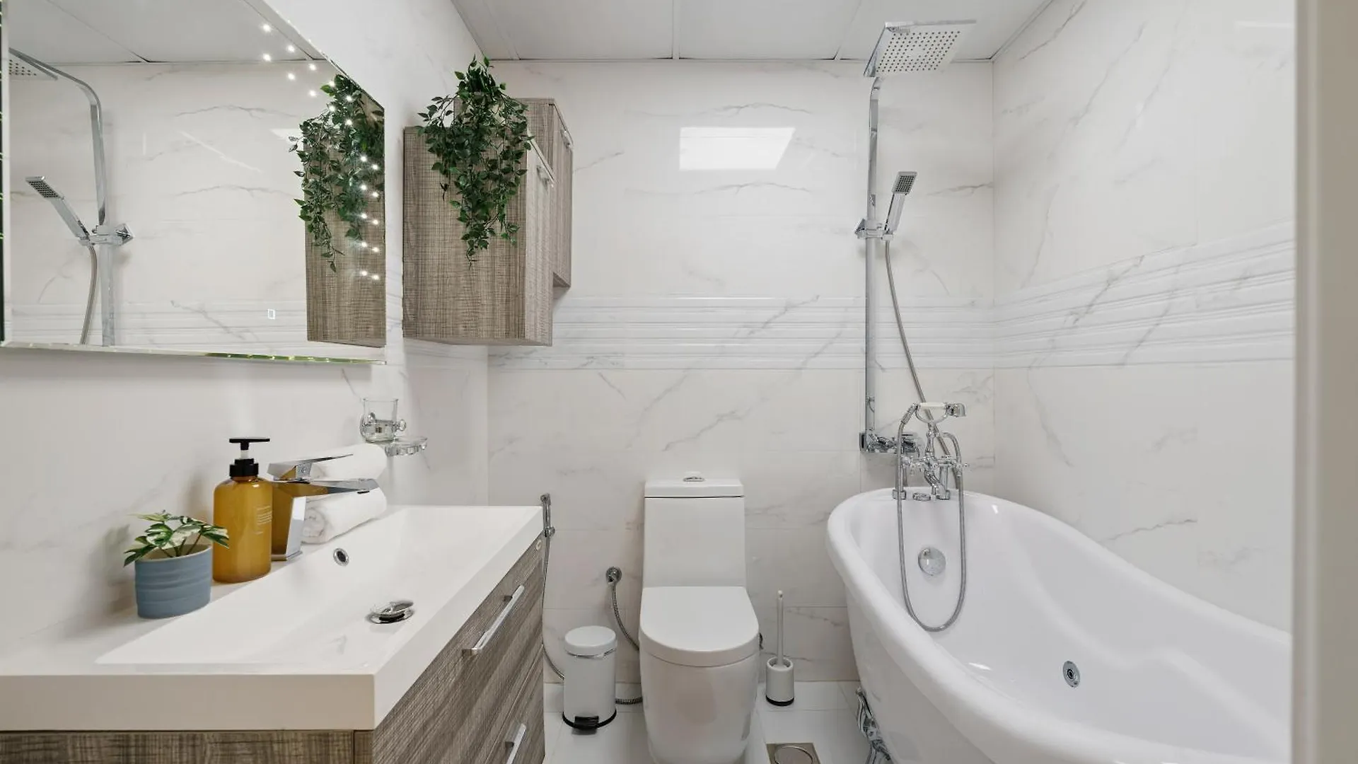 High Floor Upgraded 2Br In Jlt - Walk To Lake Park Dubai United Arab Emirates